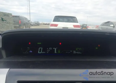 2013 Toyota Prius V Five from USA, damaged, VIN JTDZN3EU2D3192144